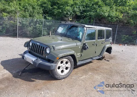 2015 Jeep Wrangler Unlimited Sahara z USA, uszkodzony, nr VIN 1C4HJWEG0FL752152